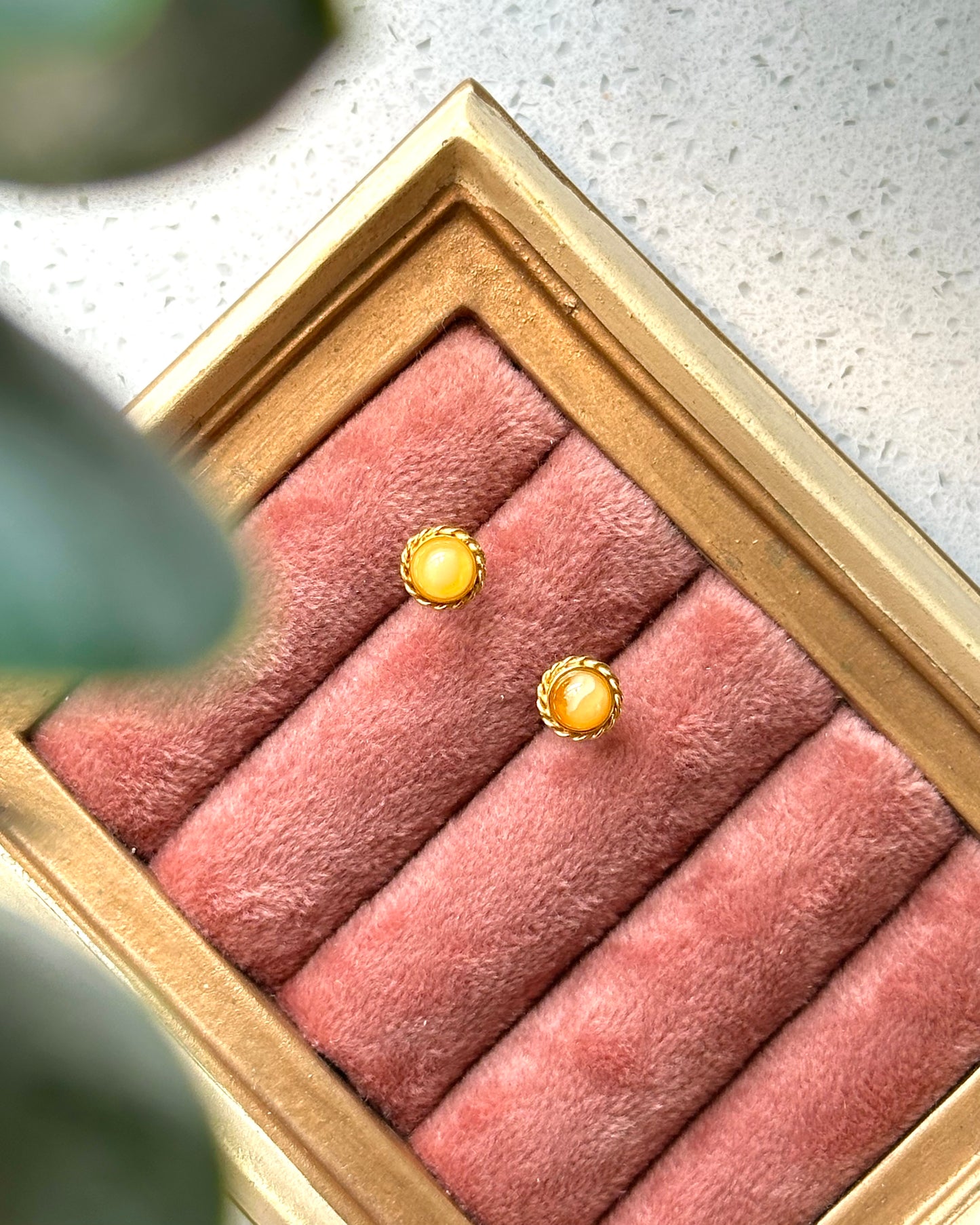 Poland Amber Gold-plated Ear Stud