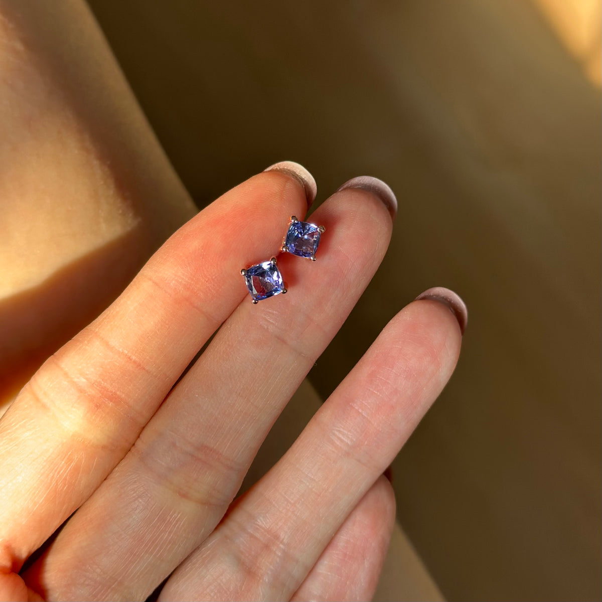 Tanzanite Rose Gold-plated Sterling Silver Ear Stud