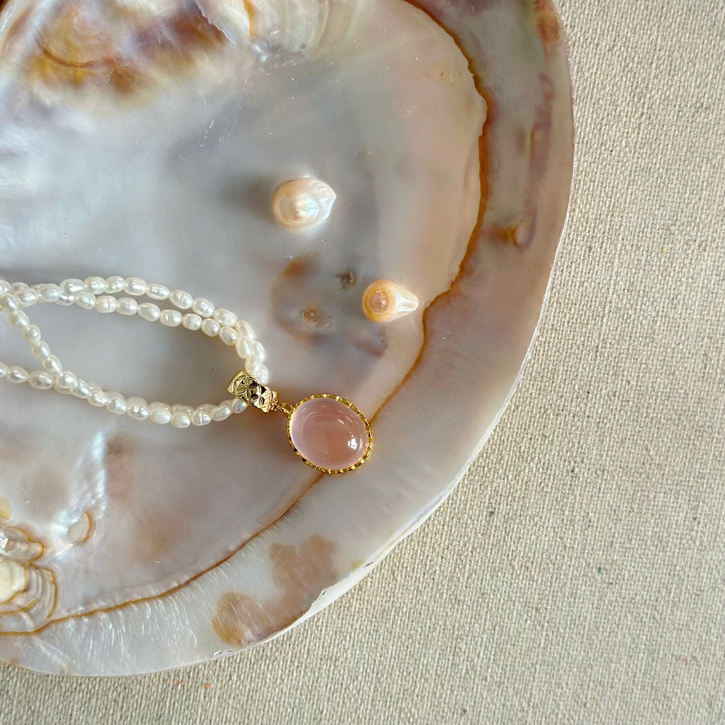 Two-way Rose Quartz And Double Layer Freshwater Pearl Beaded Necklace
