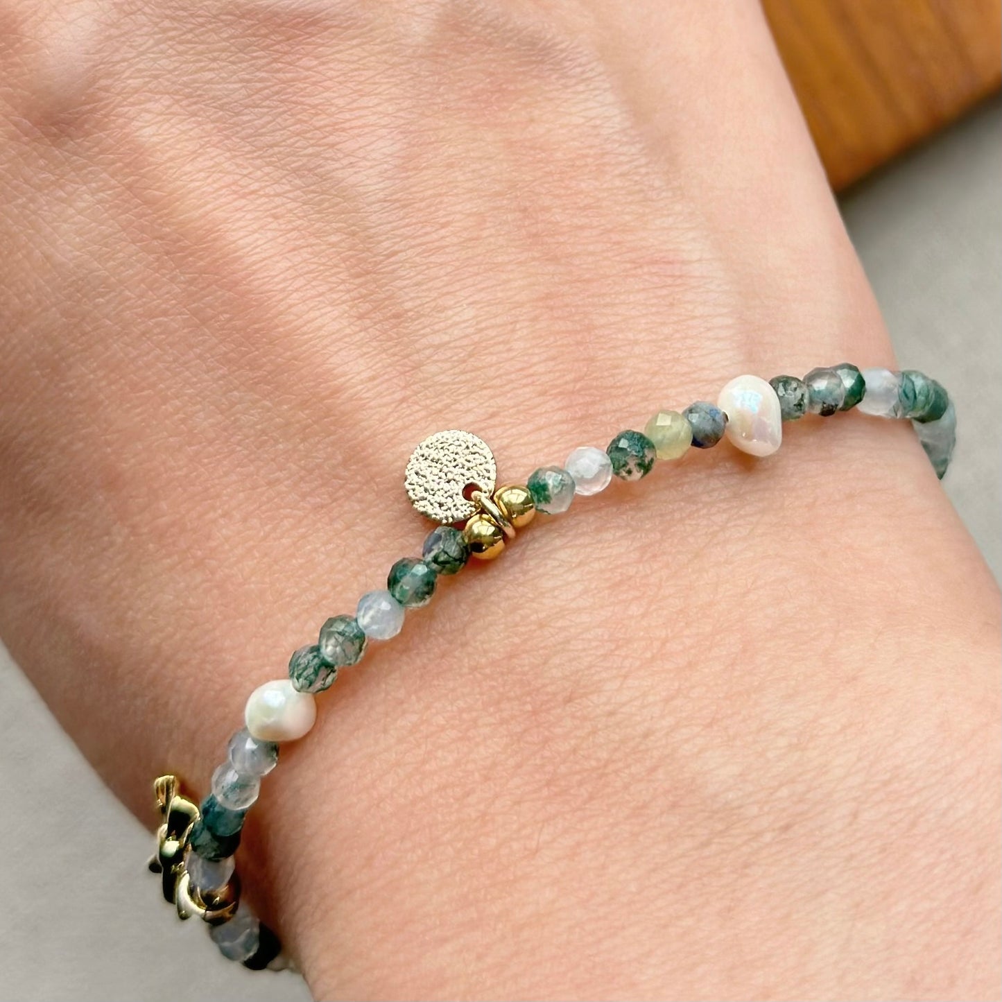 Green Moss Agate And Freshwater Pearl Beaded Bow Bracelet