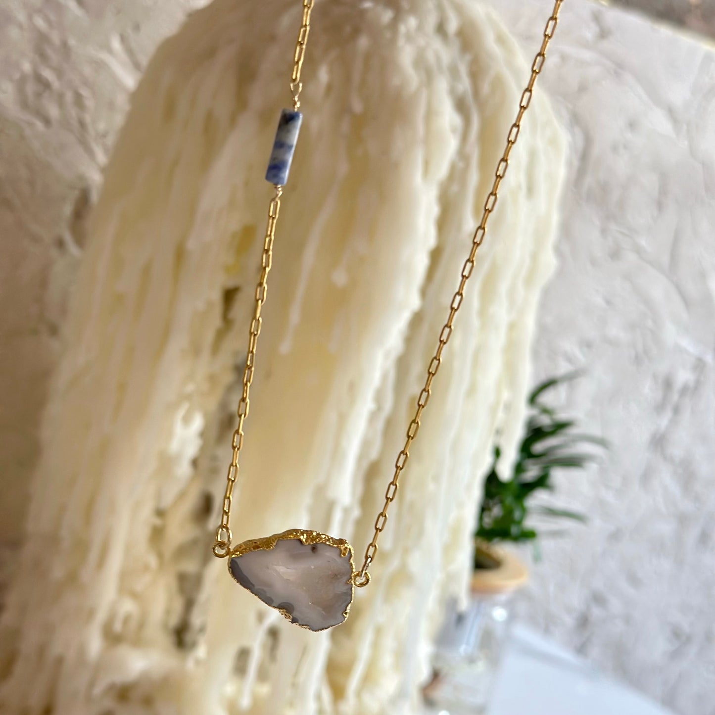 White Agate And Sodalite Gold-plated Long Necklace