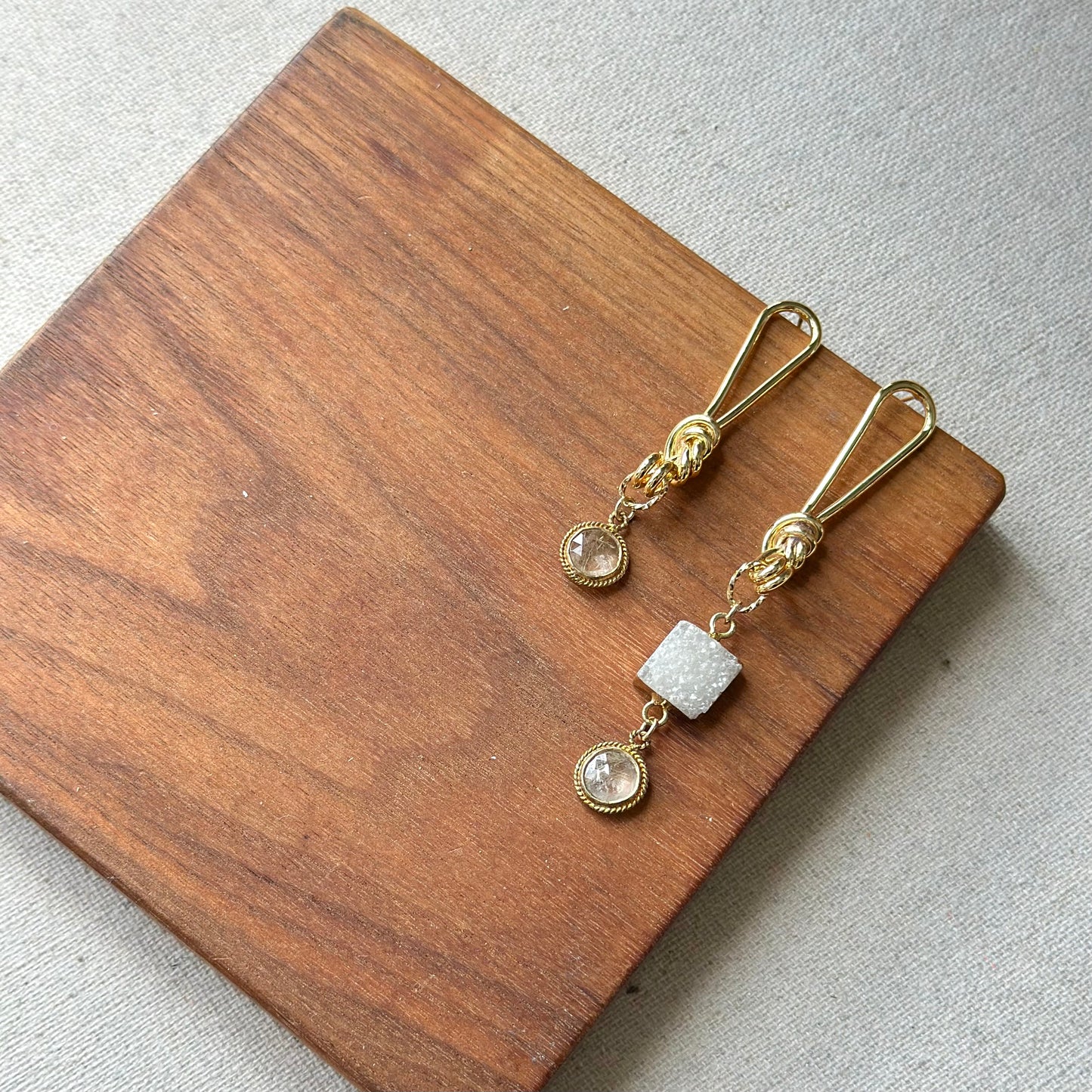 Golden Rutilated Quartz And Druzy Knots Gold-plated Earring