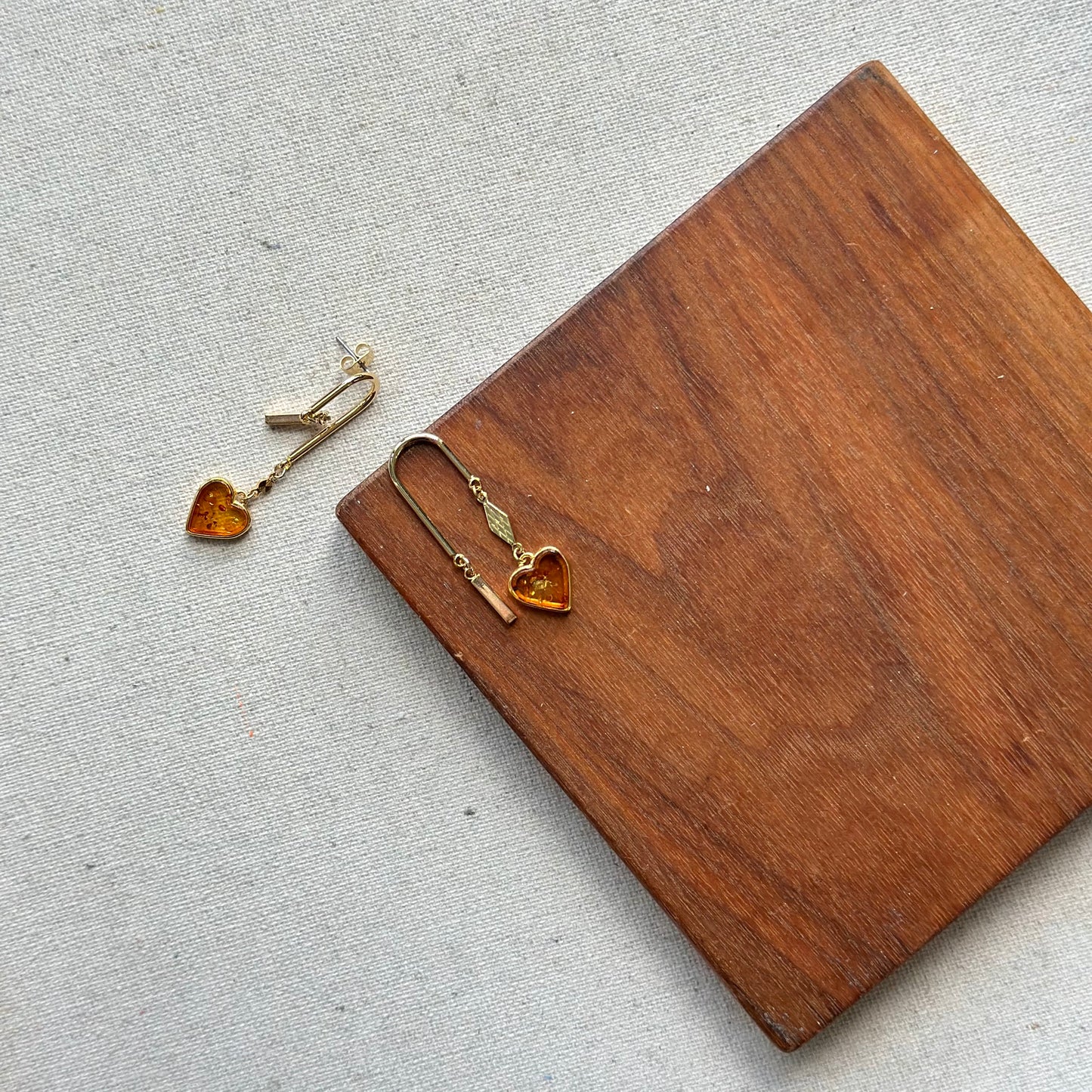 Amber Heart U-shaped Gold-plated Earring