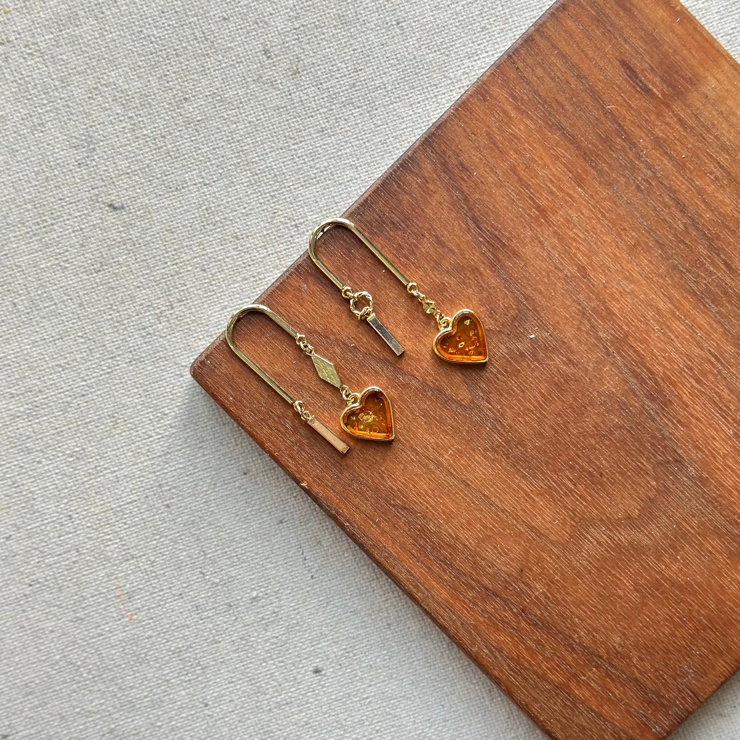 Amber Heart U-shaped Gold-plated Earring