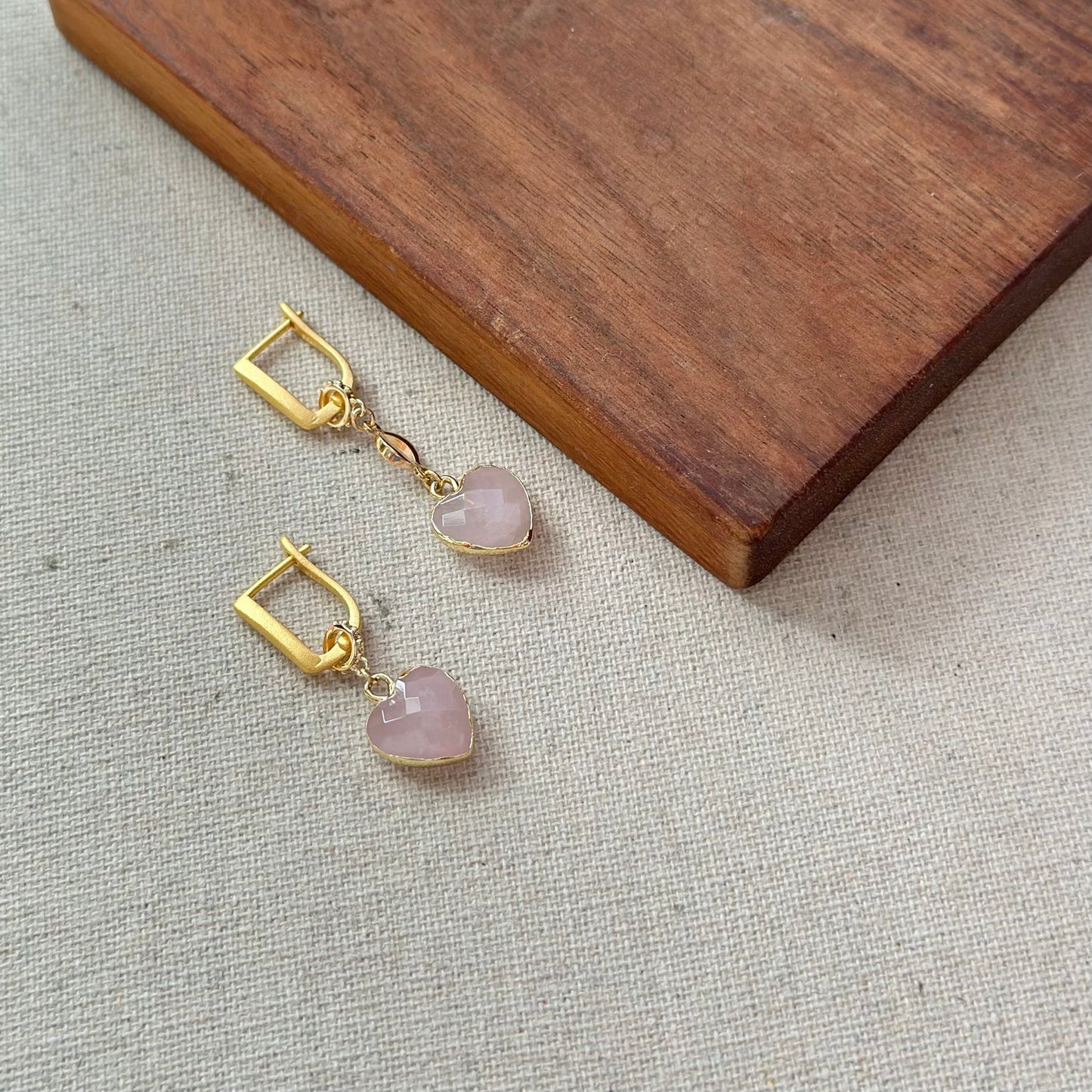 Two-way Rose Quartz Heart Gold-plated Ear Hoop