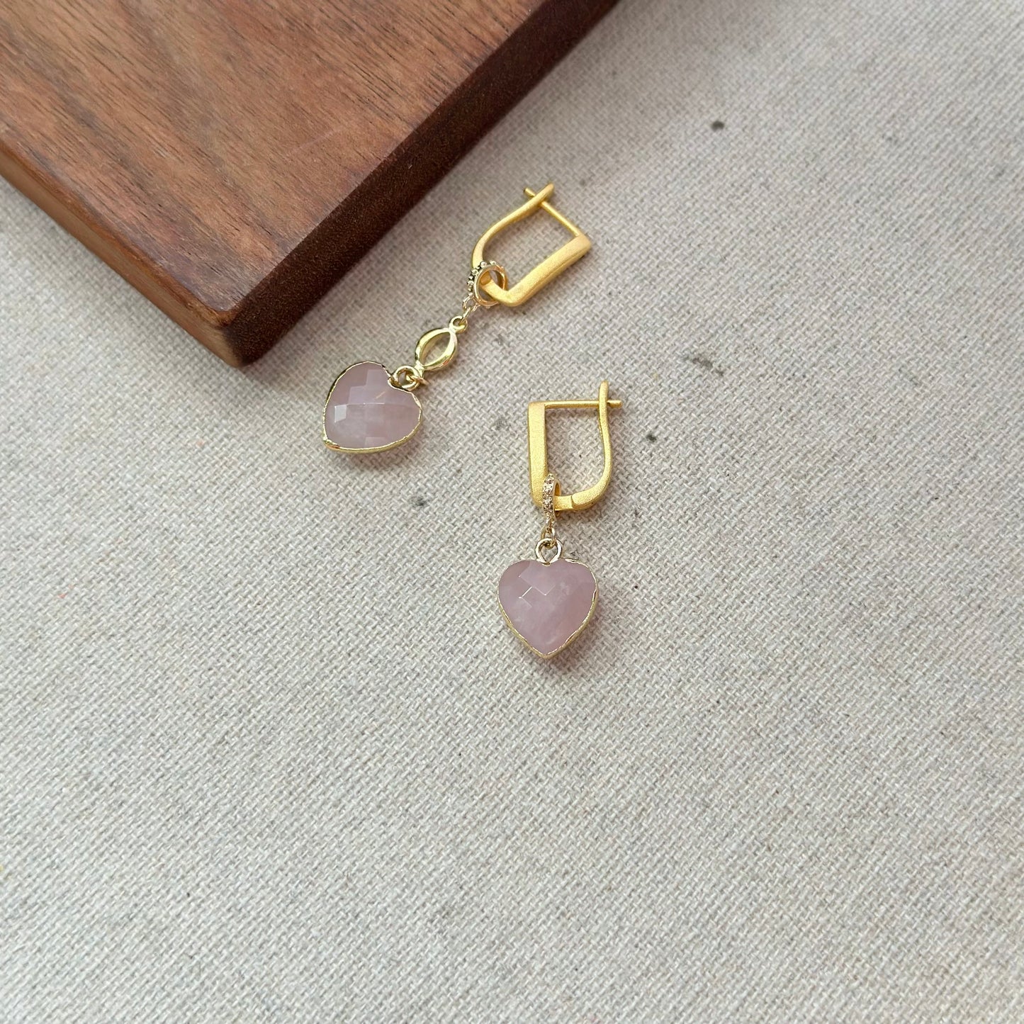 Two-way Rose Quartz Heart Gold-plated Ear Hoop