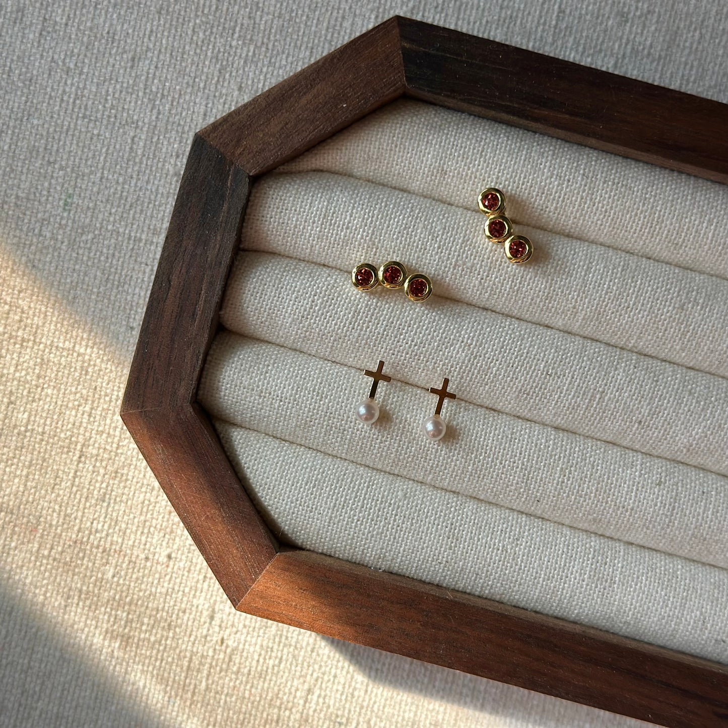 Japan Akoya Pearl & Cross 18K Solid Gold Ear Stud