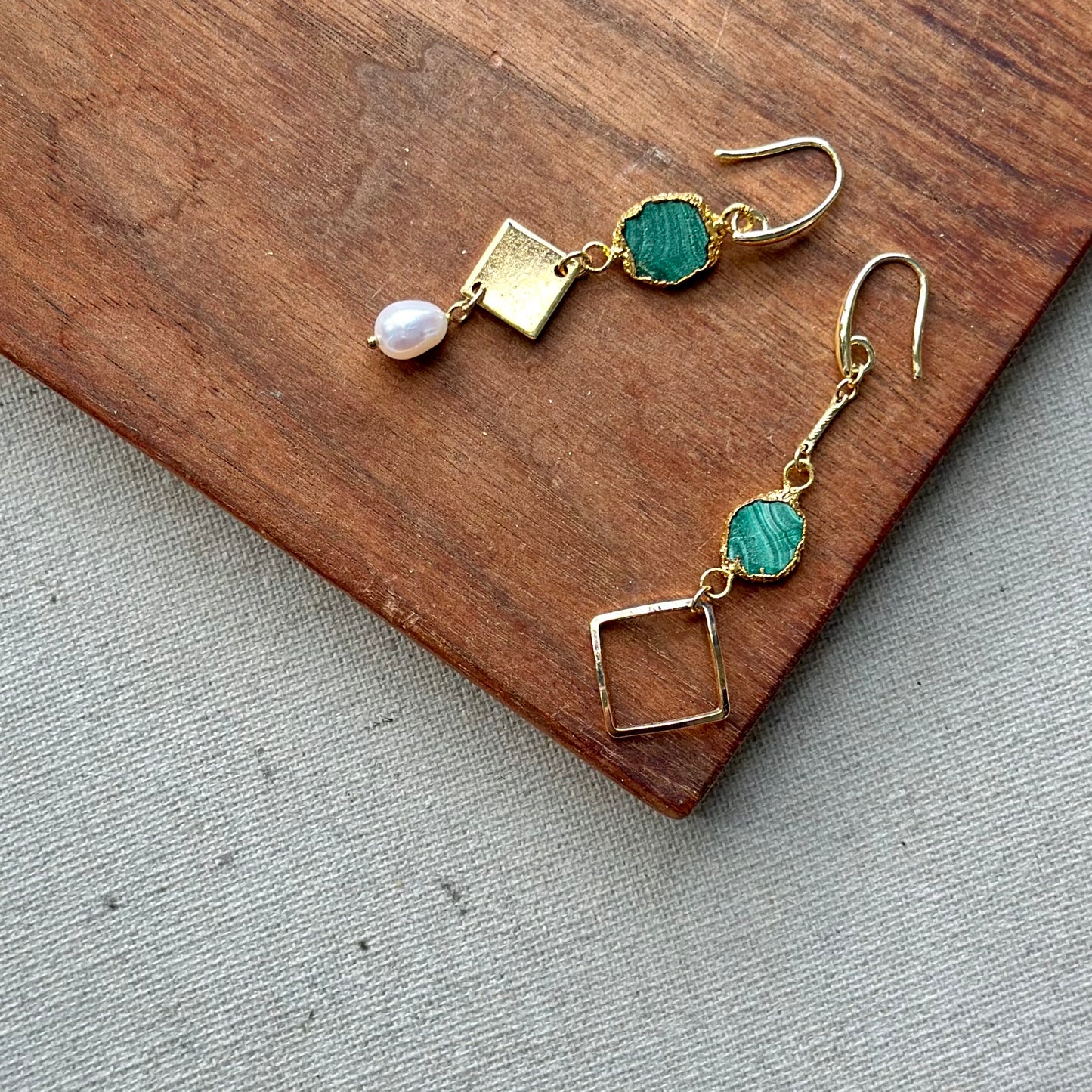 Malachite And Freshwater Pearl Geometric Gold-plated Earring