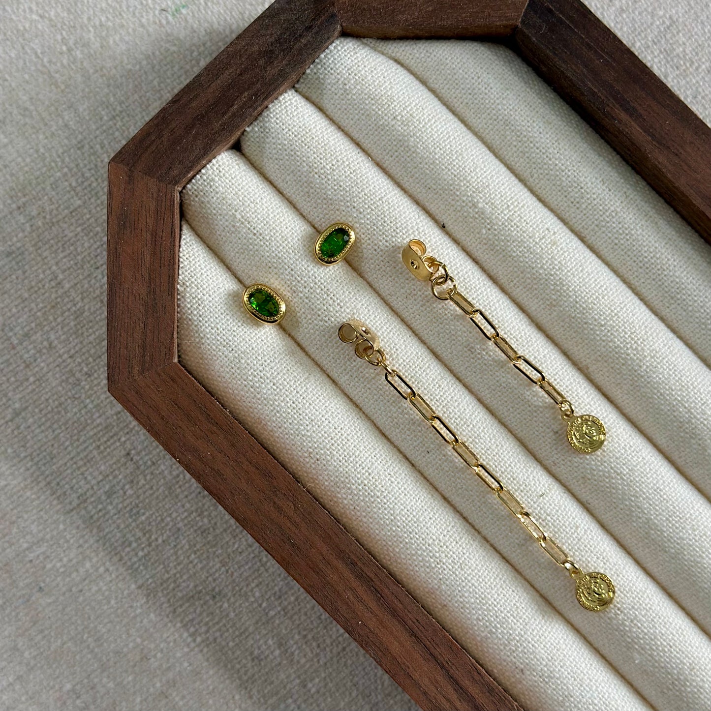 Diopside Chain Two-way Gold-plated Earring