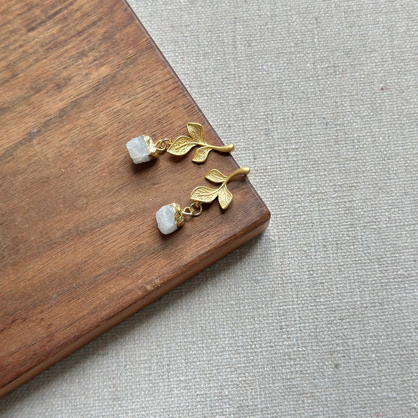 Moonstone Floral Gold-plated Earring