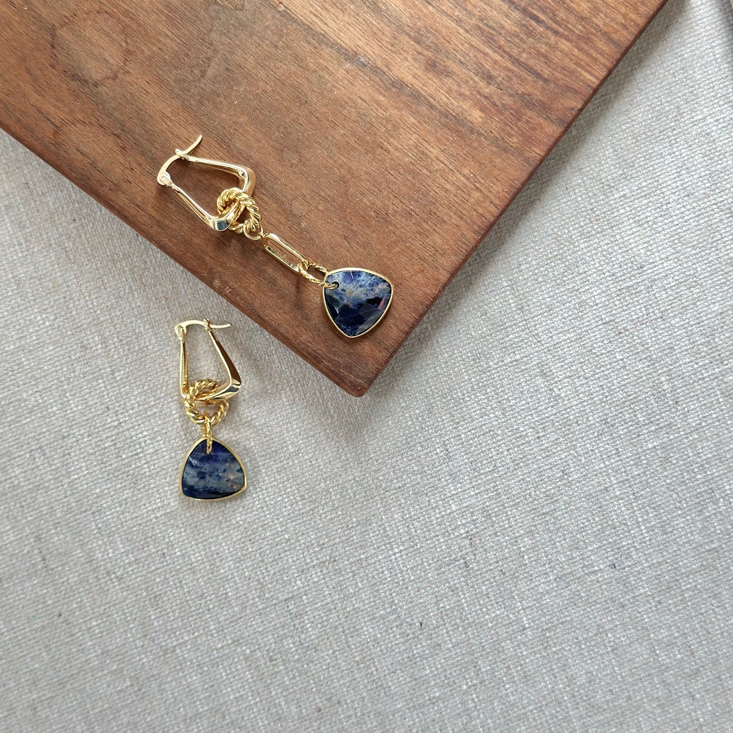 Sodalite Multi-way Ear Hoop