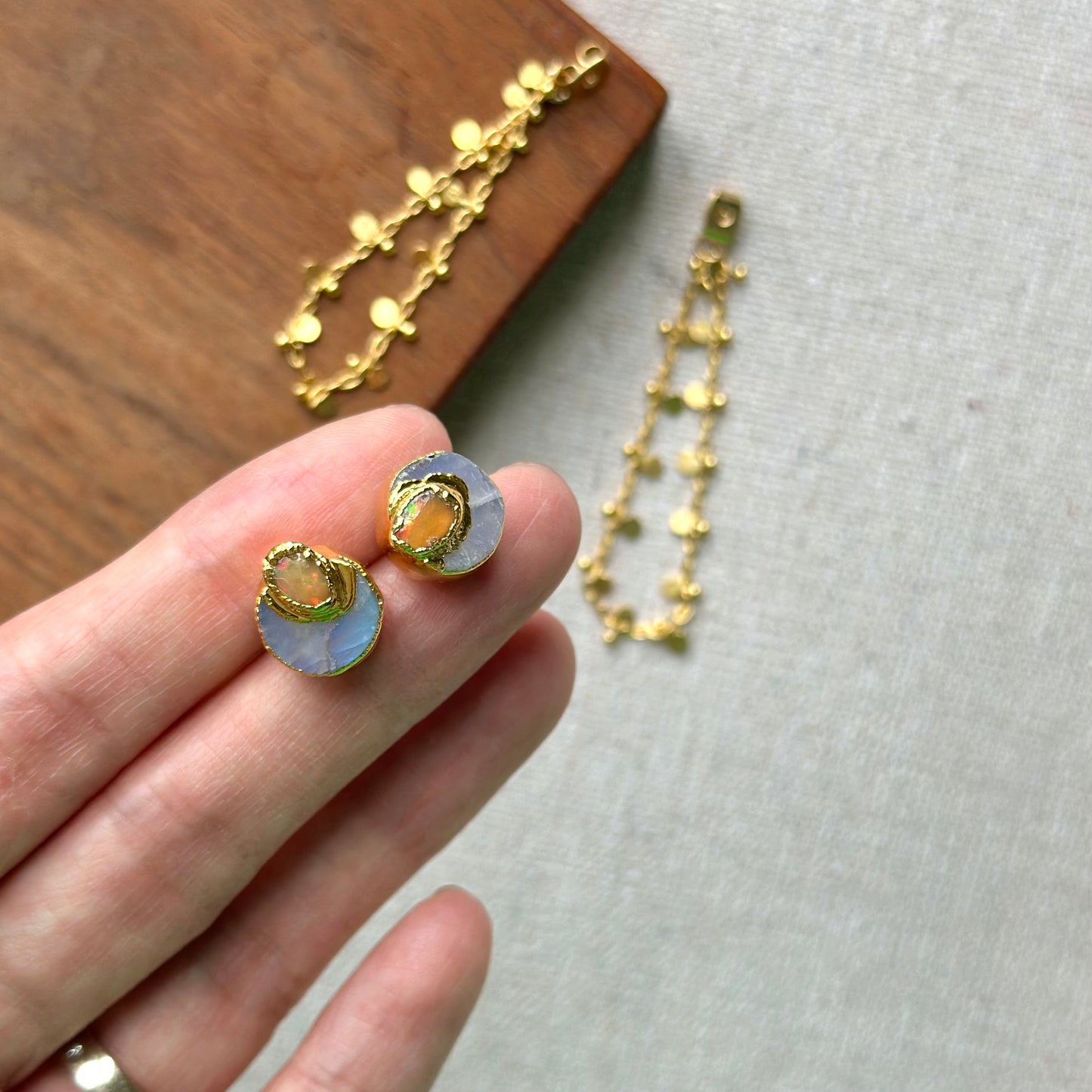 Two-way Opal And Moonstone Raw Stone Gold-plated Ear Stud
