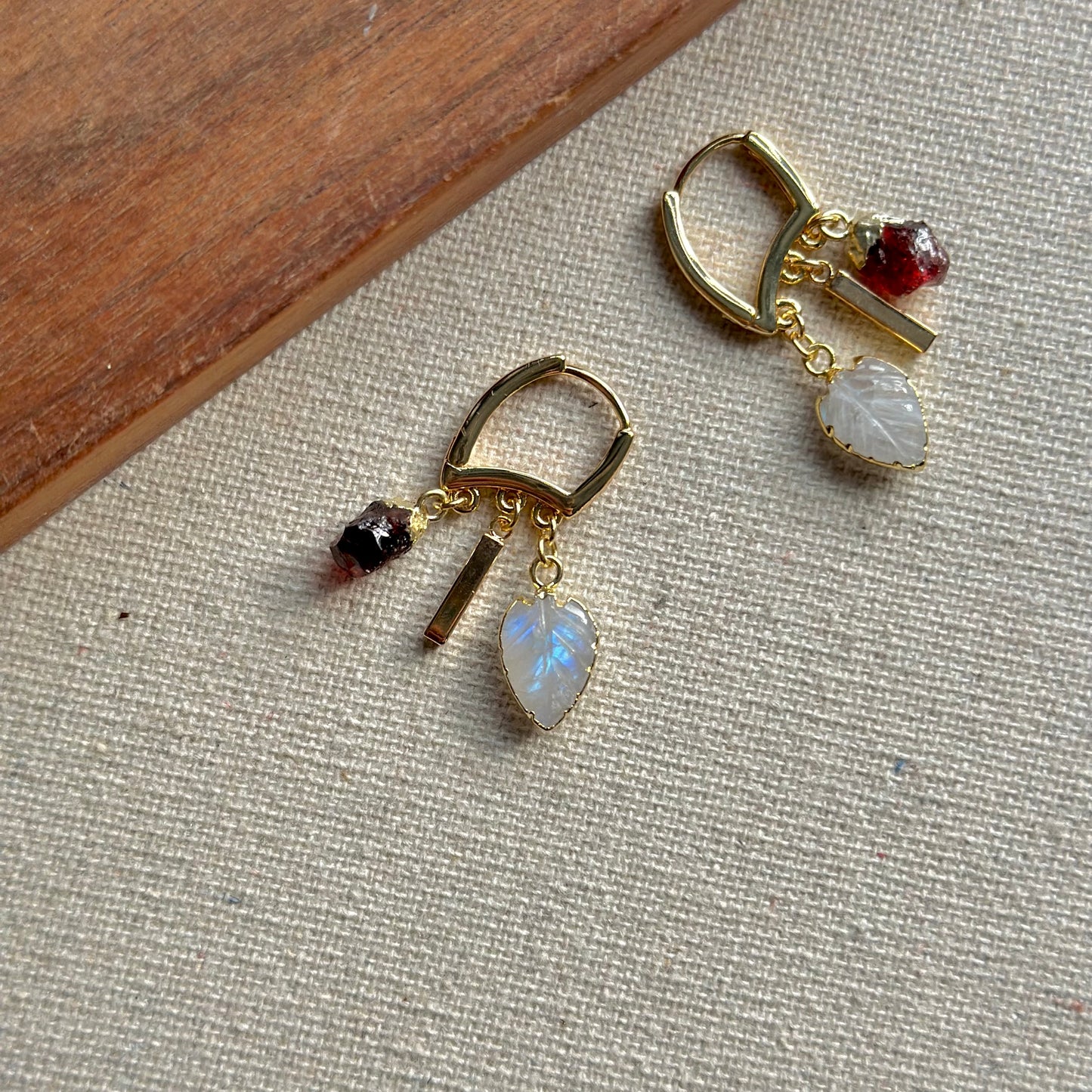 Garnet Raw Stone And Moonstone Gold-plated Ear Hoop