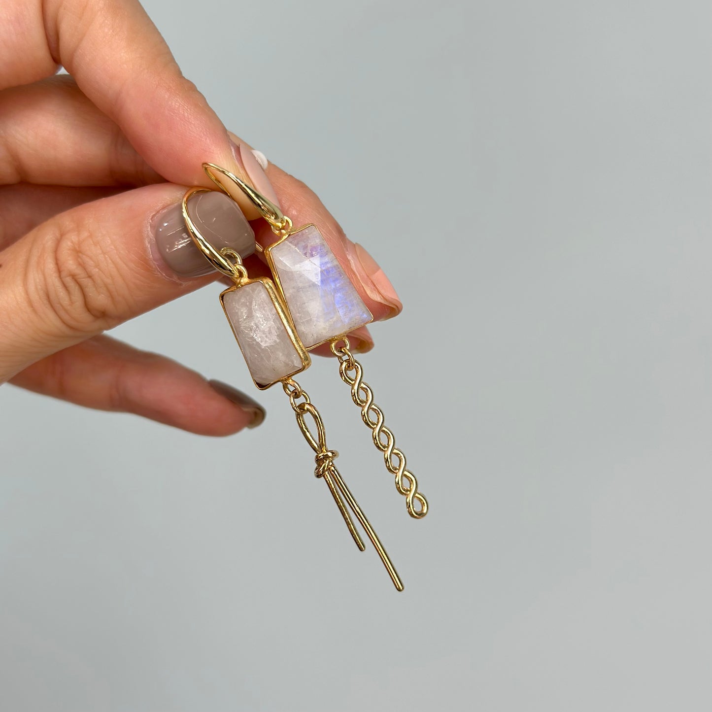 Moonstone And Knots Dangling Gold-plated Earring