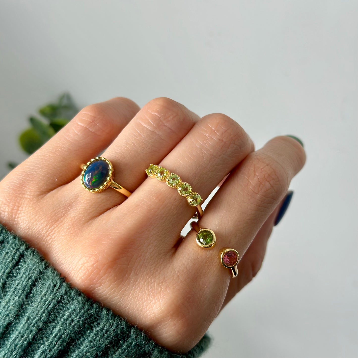 Peridot August Birthstone Eternity Adjustable Gold-plated Sterling Silver Ring
