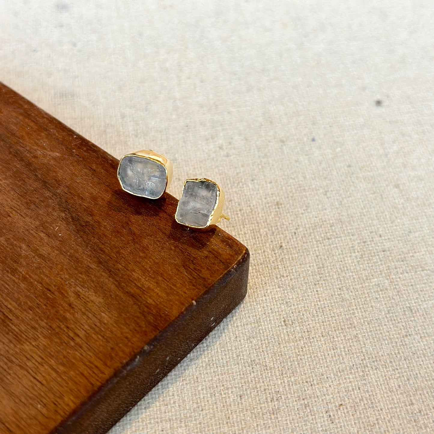 Rose Quartz Raw Stone Gold-plated Ear Stud