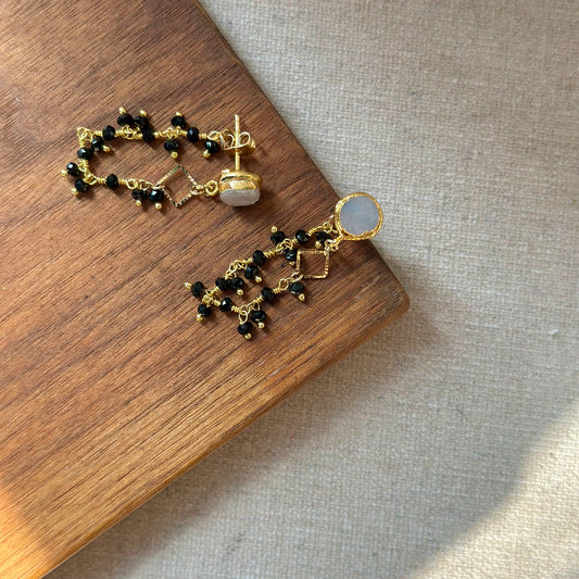 Moonstone And Black Agate Chain Hoop-like Gold-plated Earring