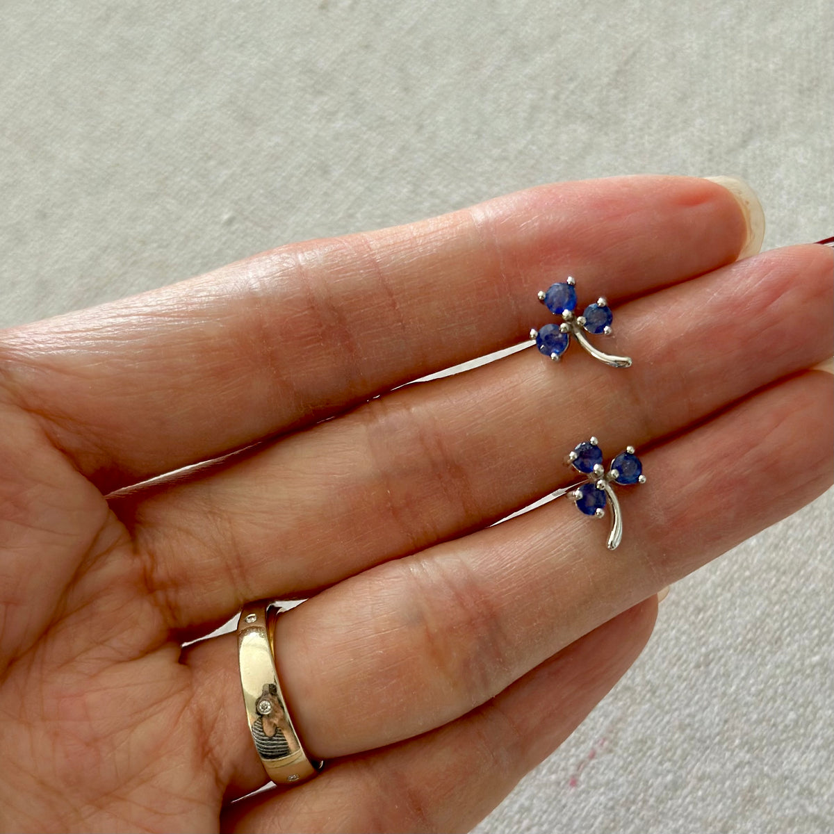 Sapphire Floral Sterling Silver Ear Stud