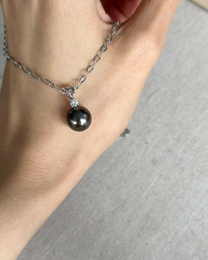 18K White Gold Black Tahiti Pearl 11 mm And Natural Diamond Necklace