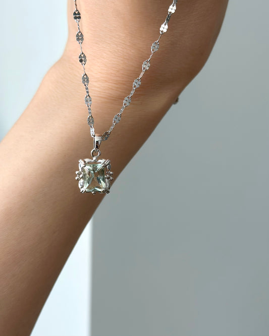 Green Amethyst Prong Setting Sterling Silver Necklace