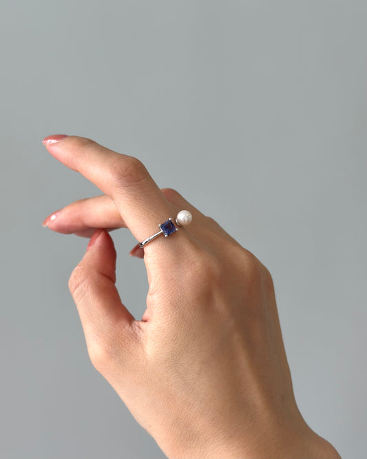 Iolite and Japan Akoya Pearl Sterling Silver Ring