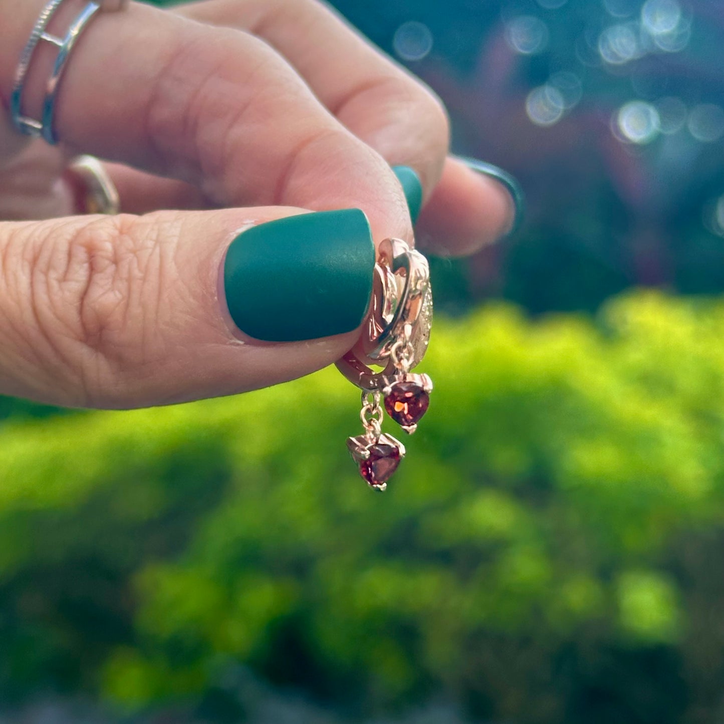 Garnet Heart Rose Gold-plated Ear Hoop