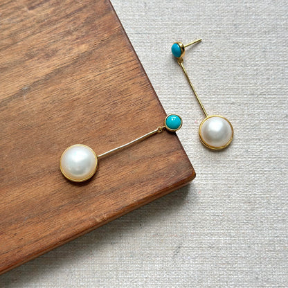 Japan Mother Of Pearl And Turquoise Earring