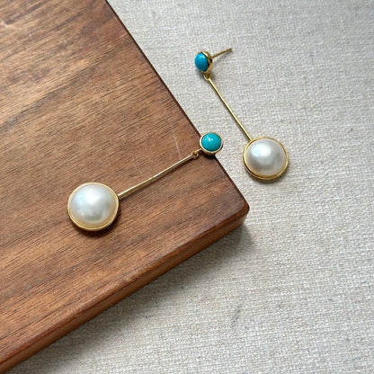 Japan Mother Of Pearl And Turquoise Earring
