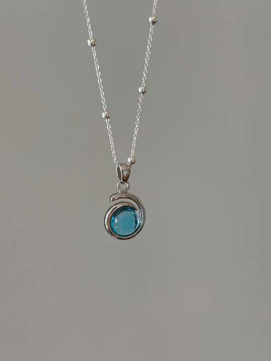 Blue Topaz 7.5cts Dotty Chain Sterling Silver Necklace