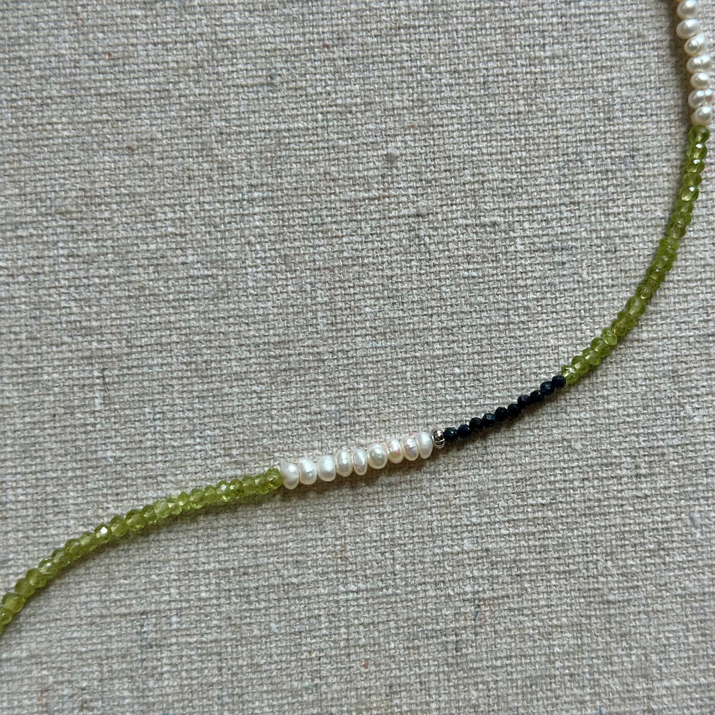 CHRISTMAS SET (2 ITEMS) Peridot Mixed Sapphire Beaded Necklace & Topaz Two-way Earring