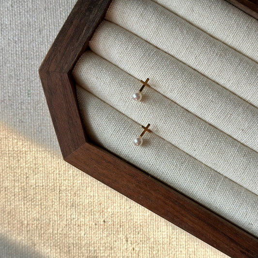 Japan Akoya Pearl & Cross 18K Solid Gold Ear Stud