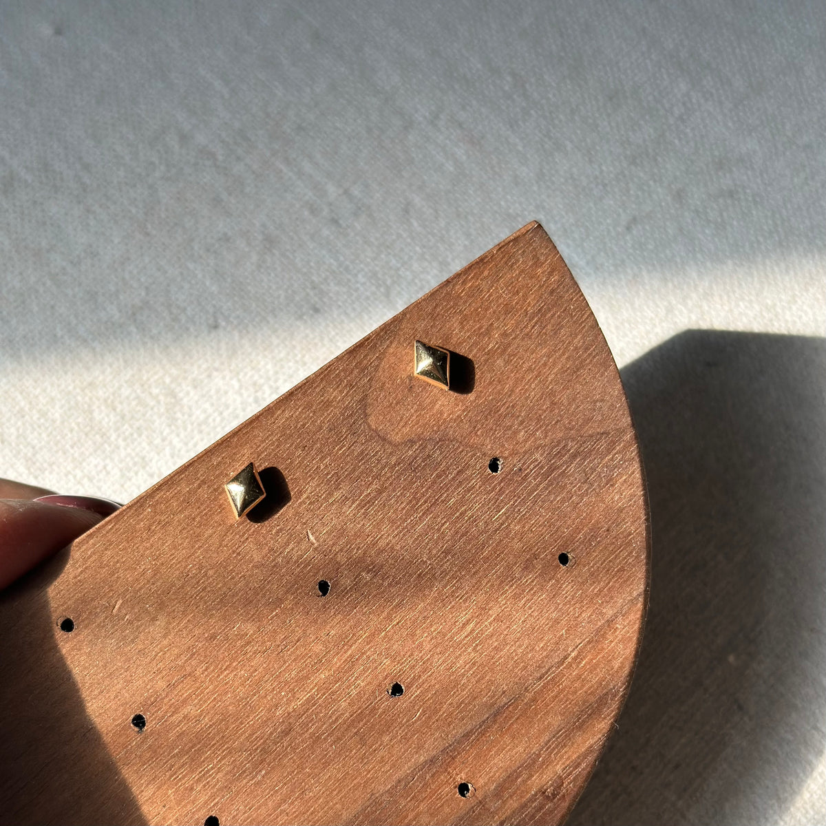 10K Solid Gold Pyramid Ear Stud