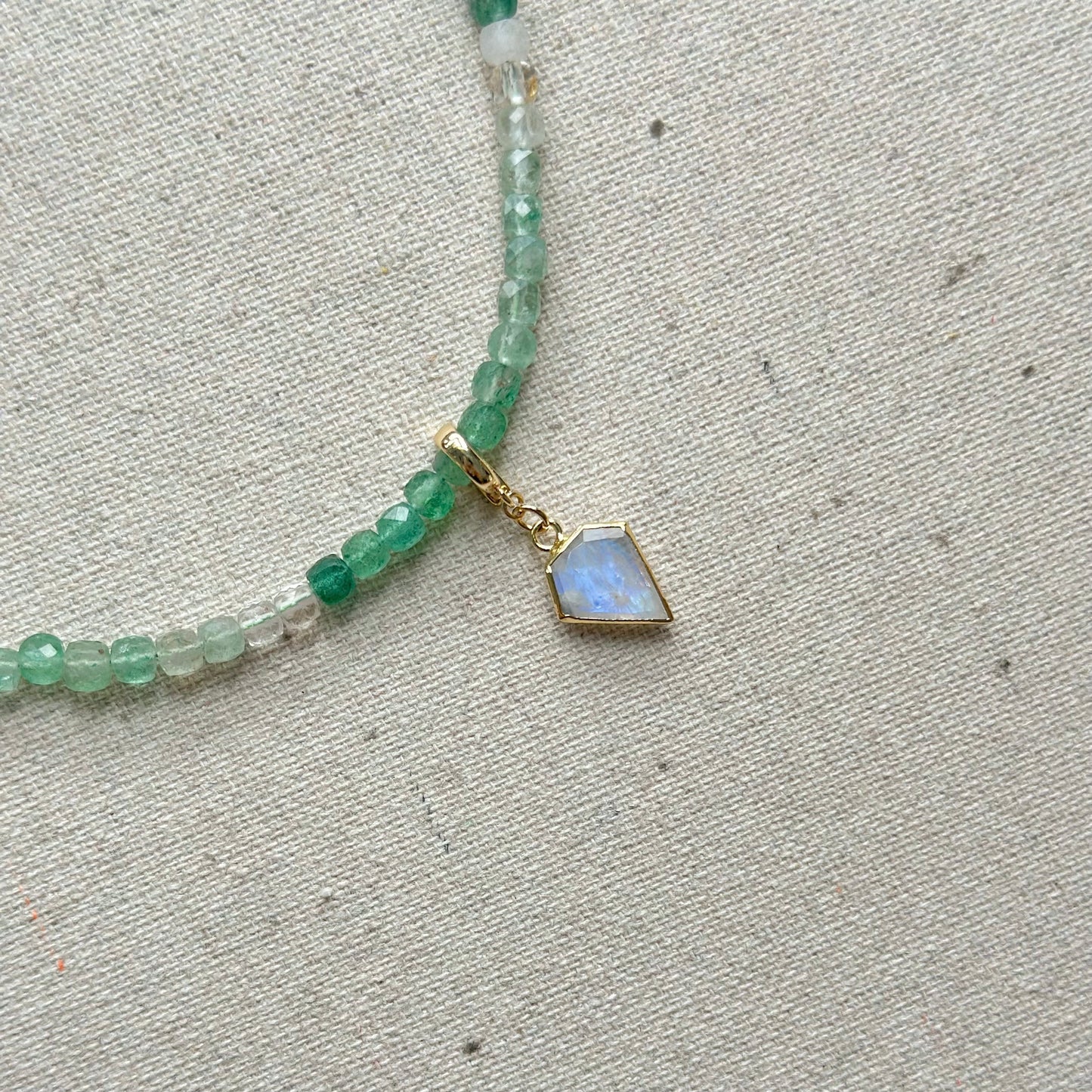 Two-way Green Strawberry Quartz Beaded And Moonstone Necklace