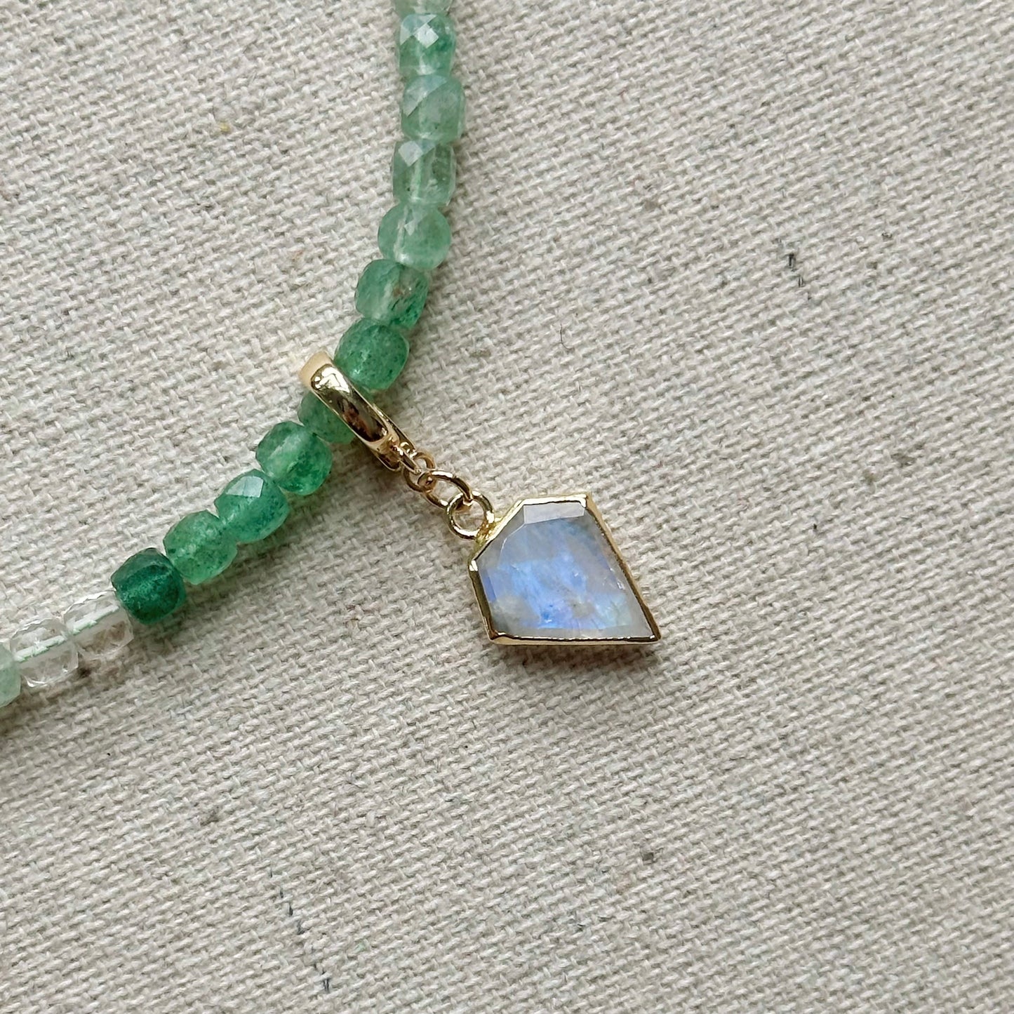 Two-way Green Strawberry Quartz Beaded And Moonstone Necklace