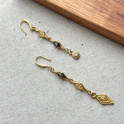 Amber Mix Asymmetric Gold-plated Earring