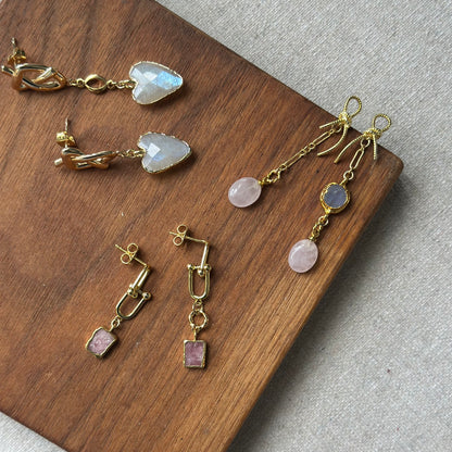 Moonstone And Heart Gold-plated Earring
