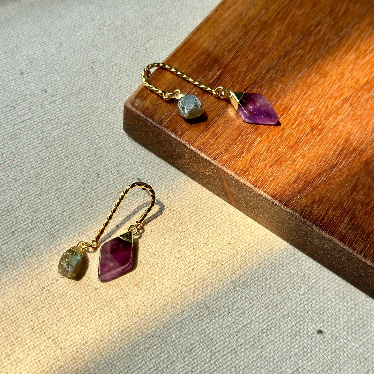 Labradorite And Amethyst U-shaped Gold-plated Earring