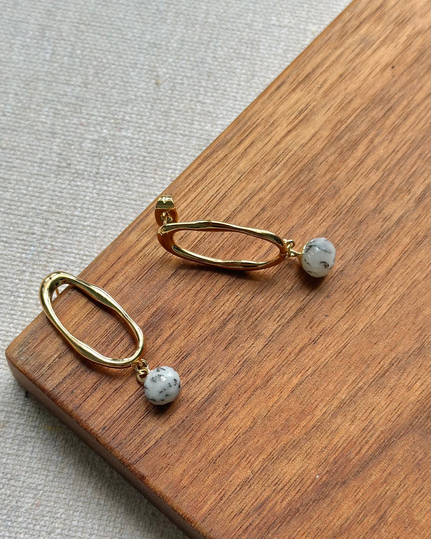 Dendritic Agate Cutout Gold-plated Earring