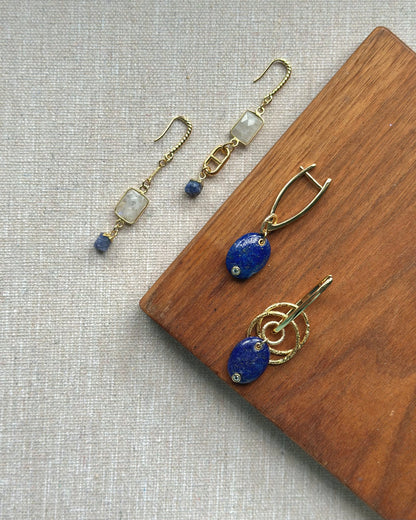 Moonstone And Sapphire Raw Stone Gold-plated Earring