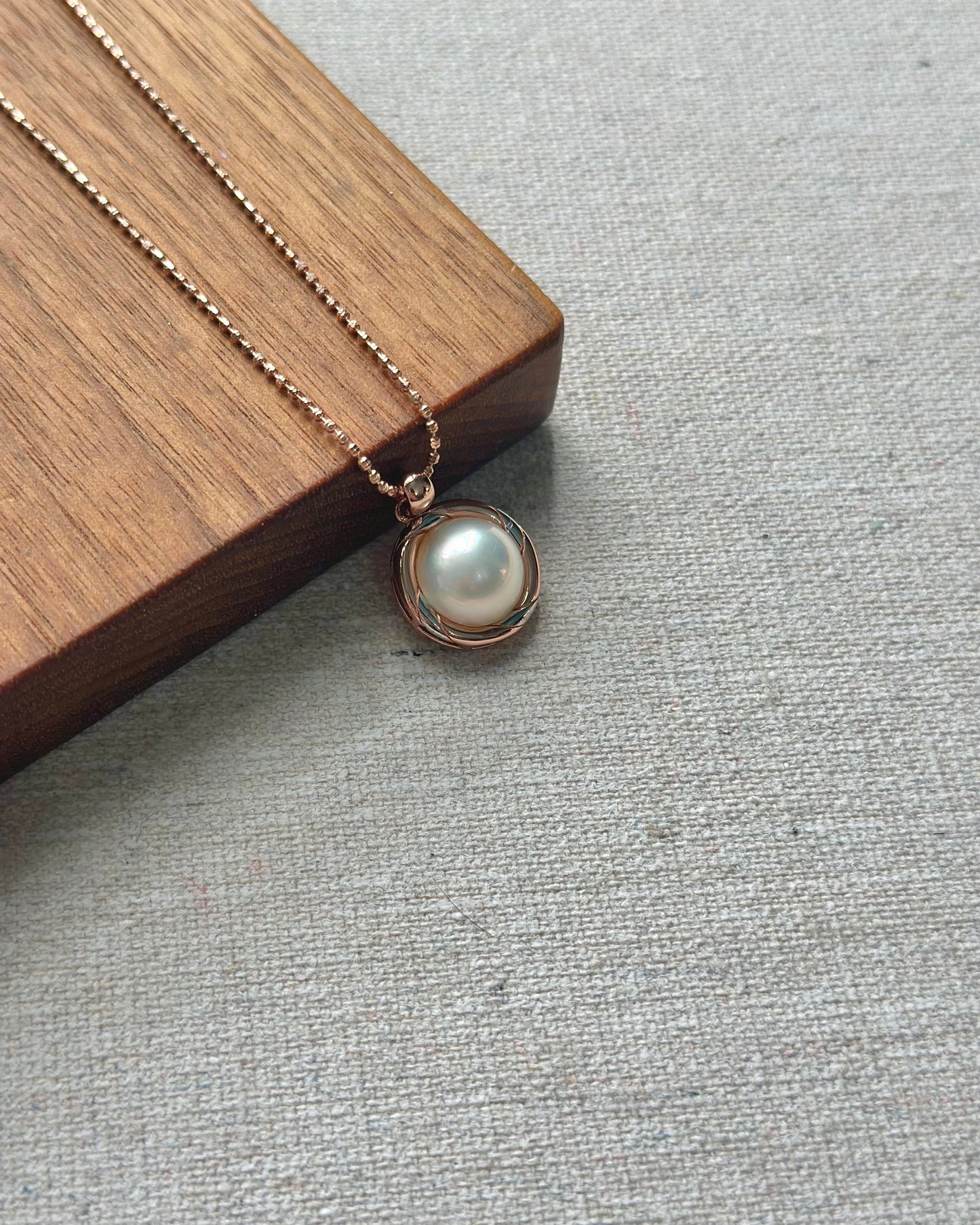 Mabe Pearl Rose Gold-plated Sterling Silver Necklace
