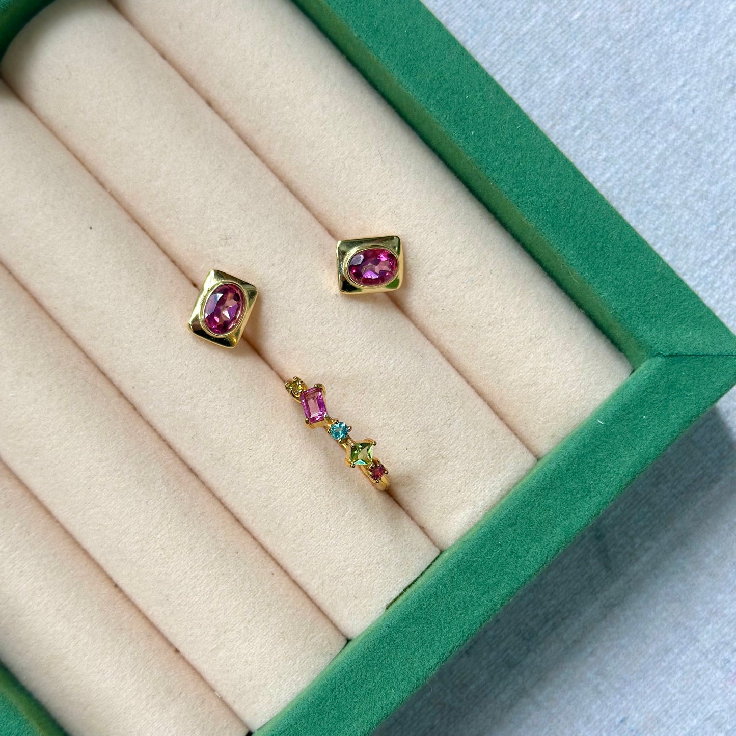 CHRISTMAS SET (2 ITEMS) Pink Topaz Ear Stud & Tourmaline Ring