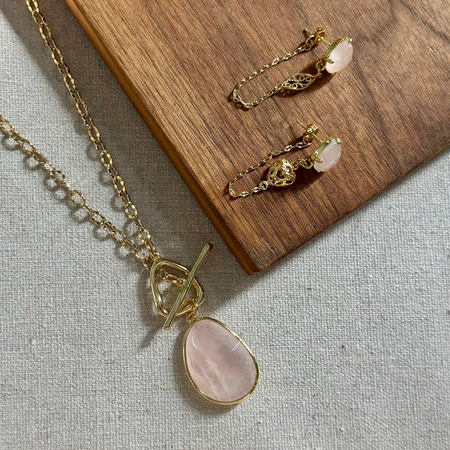 CHRISTMAS SET (2 ITEMS) Rose Quartz Gold-plated Necklace & Earring