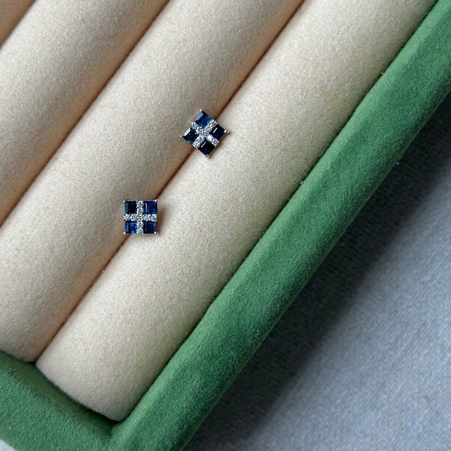 18K Solid White Gold Sapphire And Natural Diamond Ear Stud
