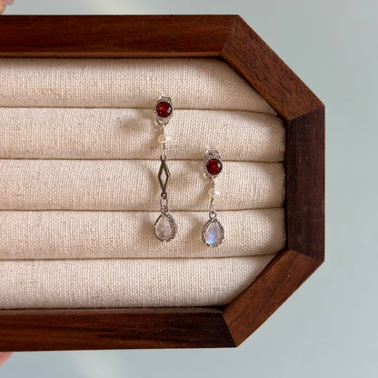 CHRISTMAS SET (2 ITEMS) Garnet Necklace & Garnet Mixed Moonstone Two-way Ear Stud