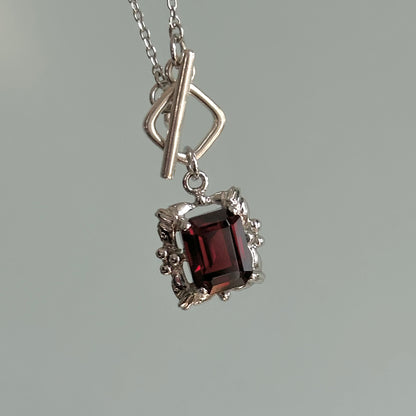 CHRISTMAS SET (2 ITEMS) Garnet Necklace & Garnet Mixed Moonstone Two-way Ear Stud