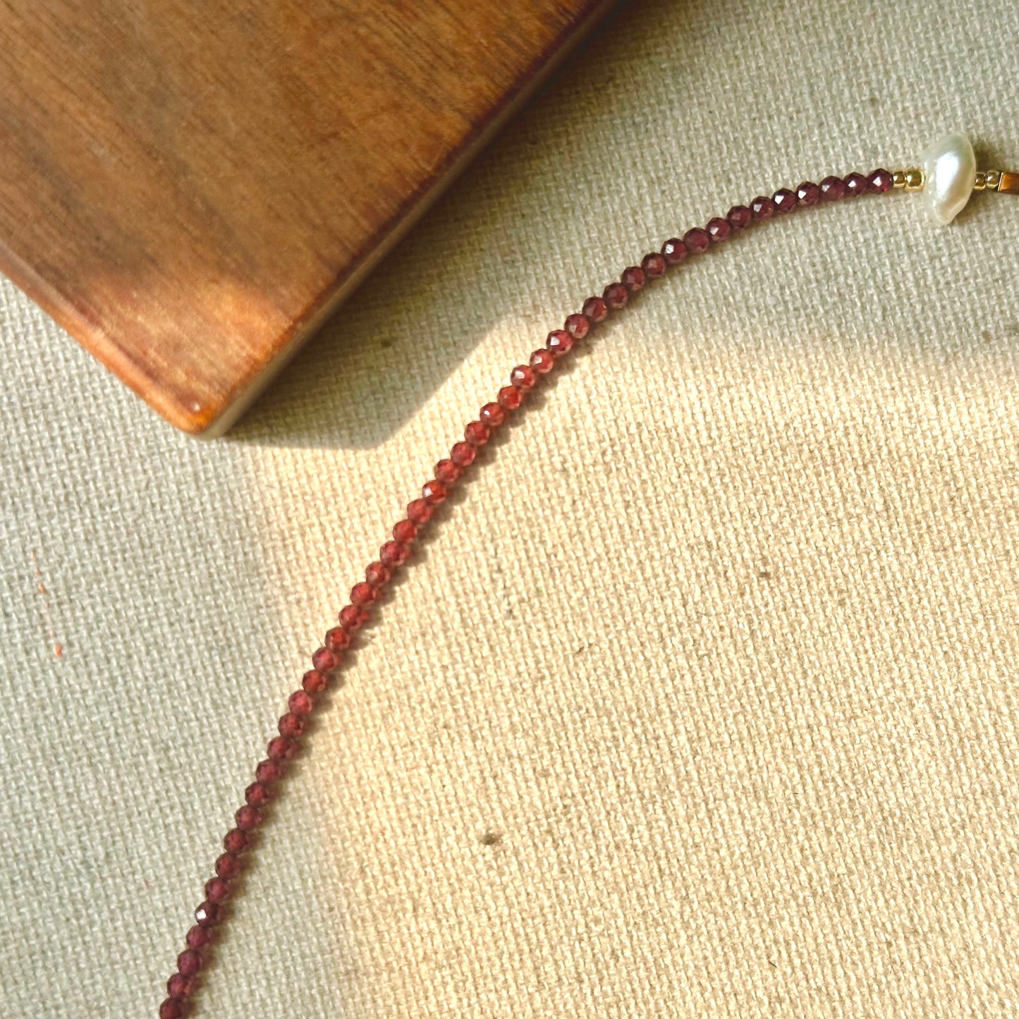 Garnet And Freshwater Pearl Beaded Gold-plated Necklace