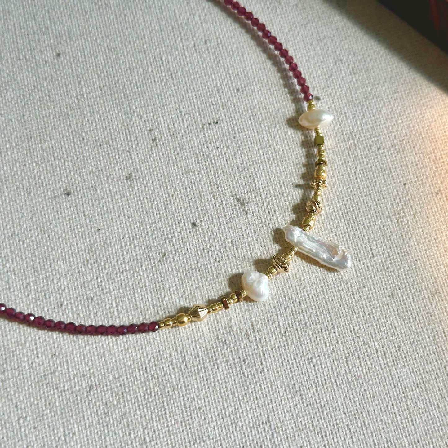 Garnet And Freshwater Pearl Beaded Gold-plated Necklace