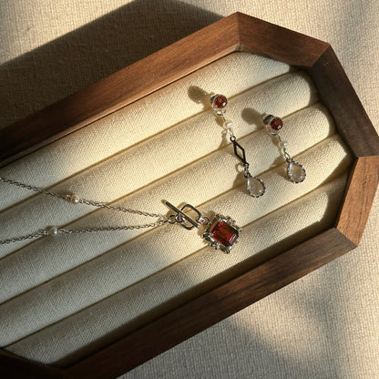 CHRISTMAS SET (2 ITEMS) Garnet Necklace & Garnet Mixed Moonstone Two-way Ear Stud
