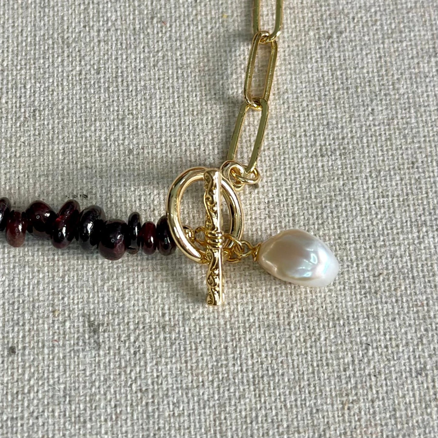 Garnet Beaded Asymmetric Chain Gold-plated Necklace