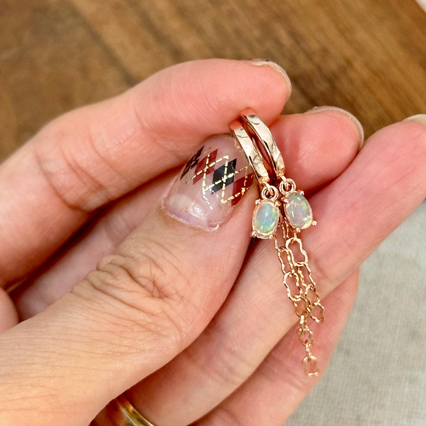 Opal Chain Rose Gold-plated Ear hoop